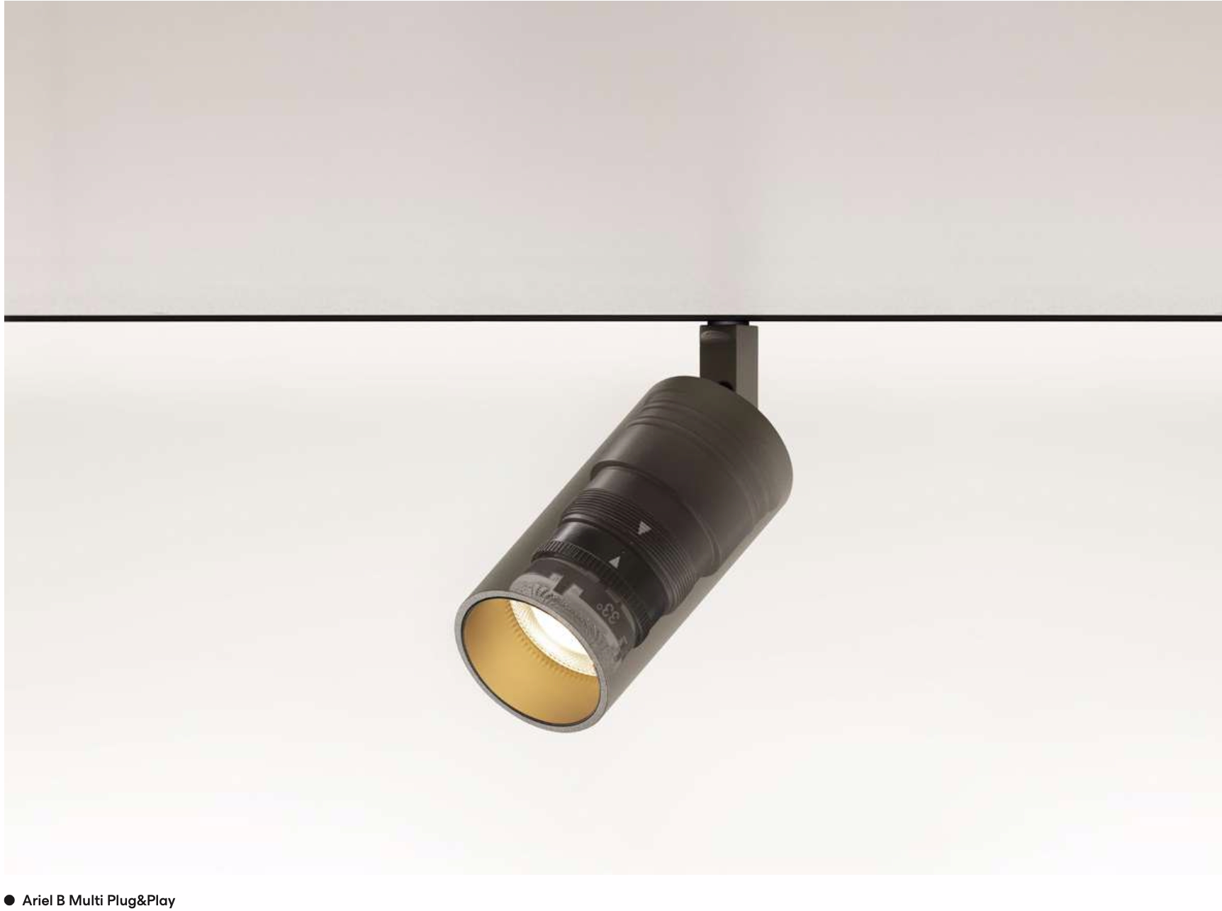 Ariel B Multi Plug&Play installed on the ceiling with translucent cover