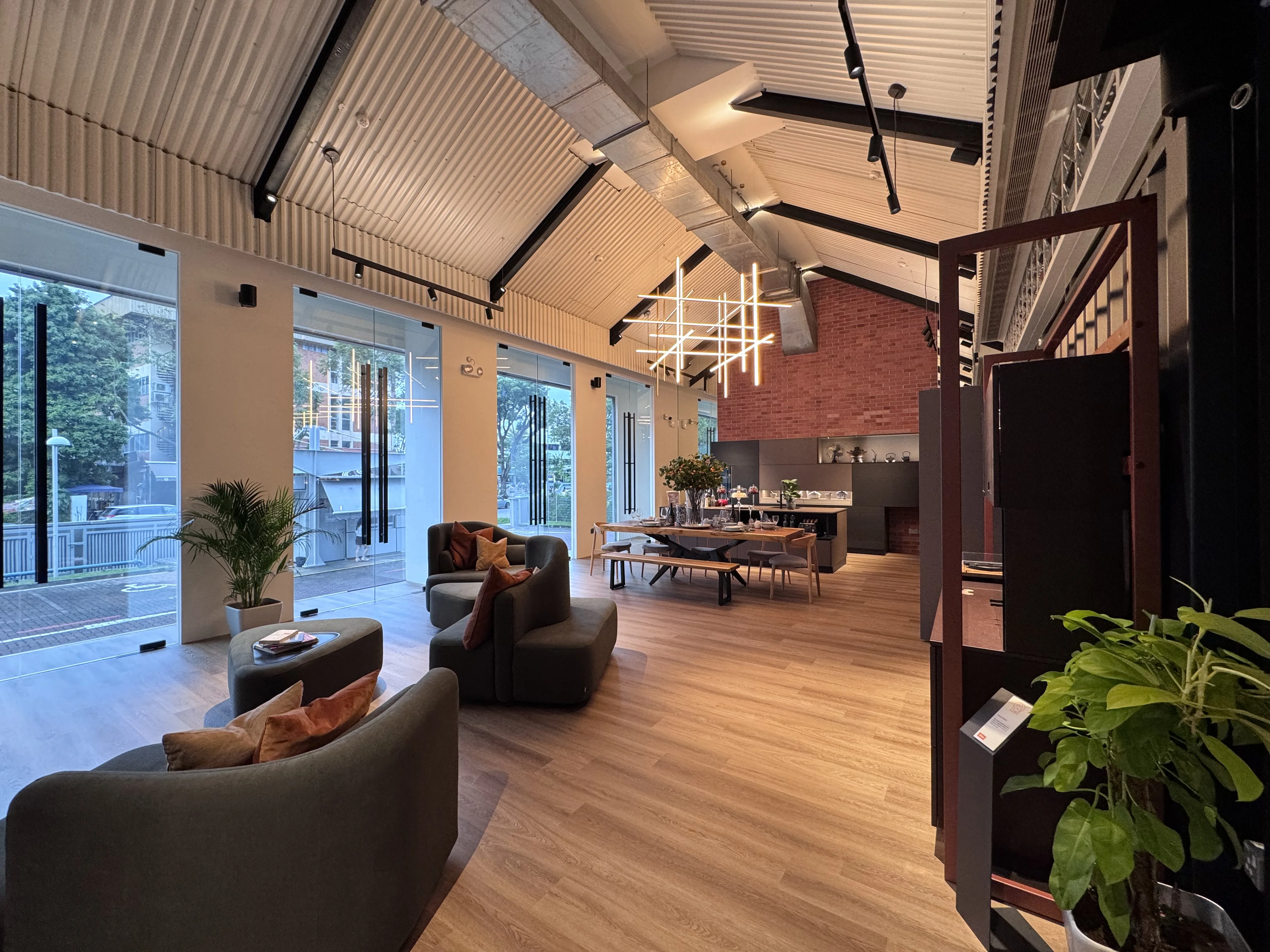 Blum Experience Center - Image 1